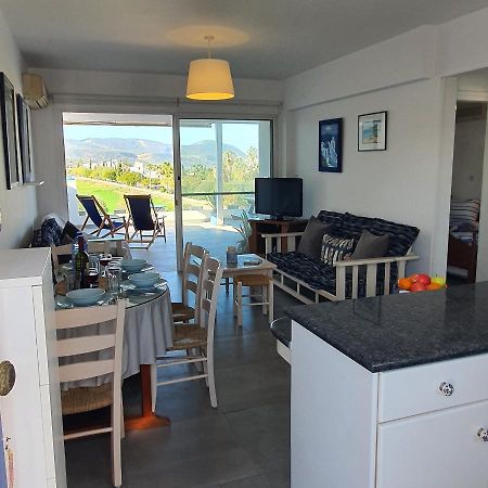 Latchi Ithaki, 2 Bedroom Penthouse Kültér fotó